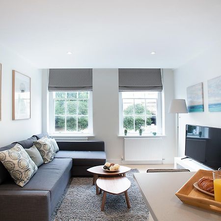 Hampden Apartments - The George Уиндзор Екстериор снимка