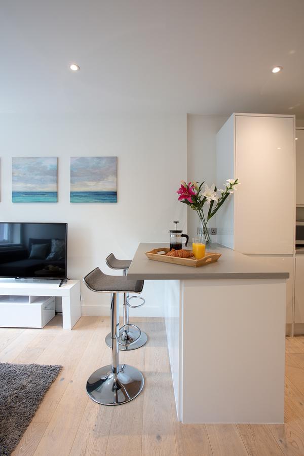 Hampden Apartments - The George Уиндзор Екстериор снимка